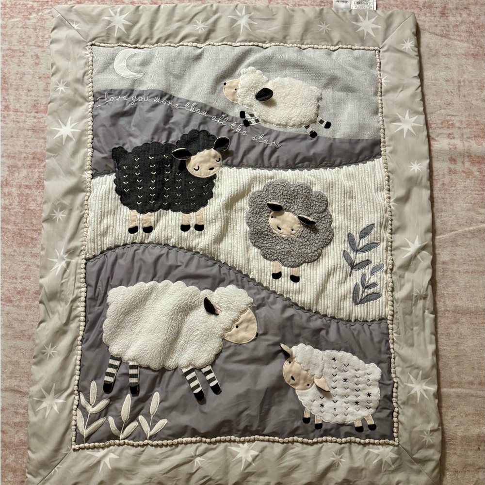 Lambs & Ivy Crib/Toddler Bed Quilt
